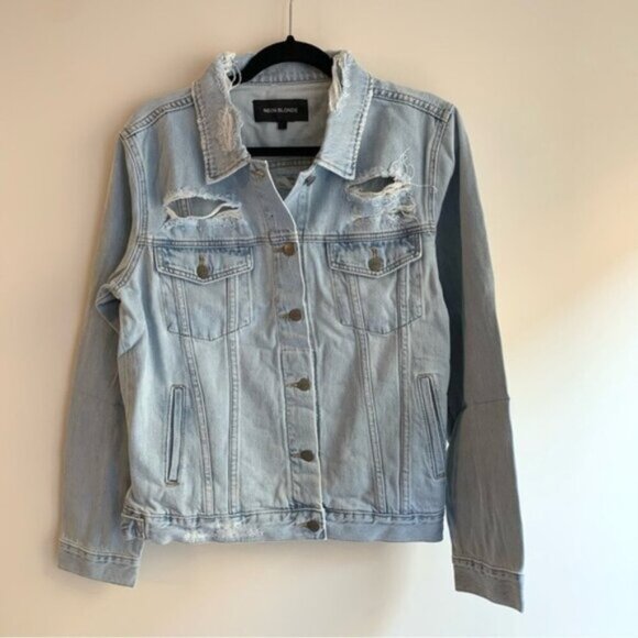 Women’s Denim Jean Jacket Distressed Light blue wash Oversized Size XSmall NWT - Picture 5 of 16